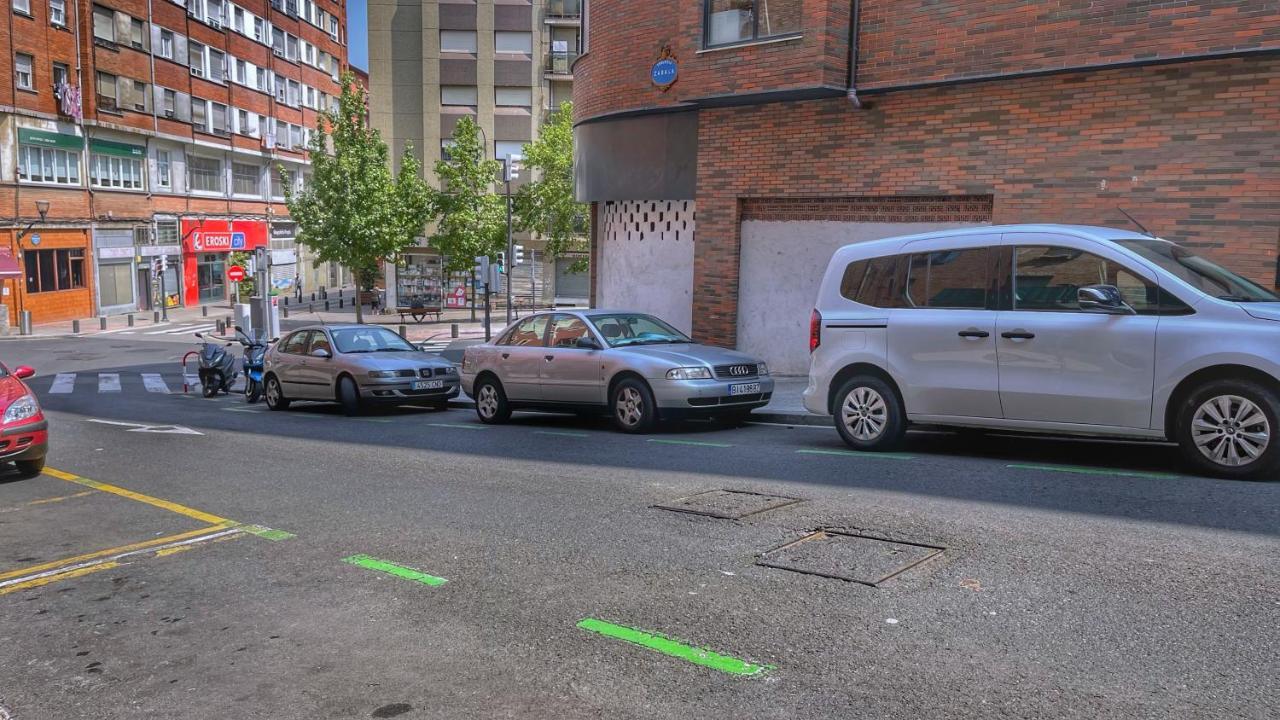 Apartamento Urban flat reformado con escritorio trabajo y wifi Bilbao Exterior foto